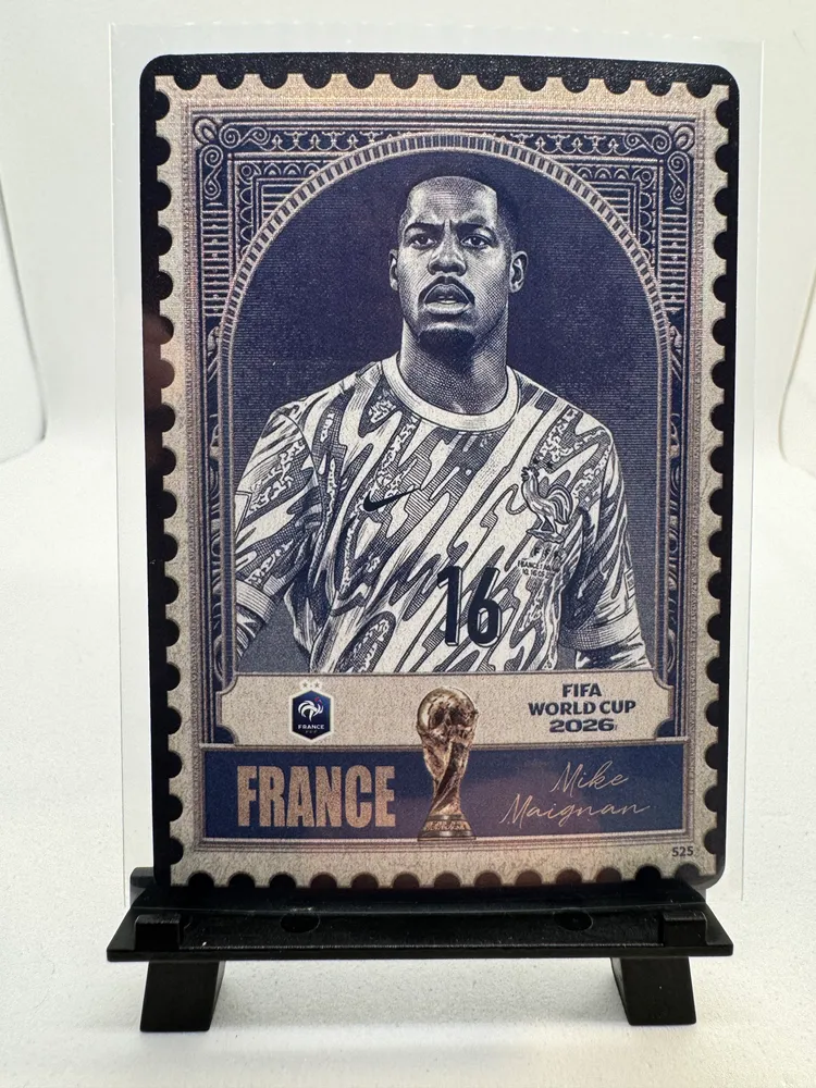 Soccer, Mike Maignan (France): 525