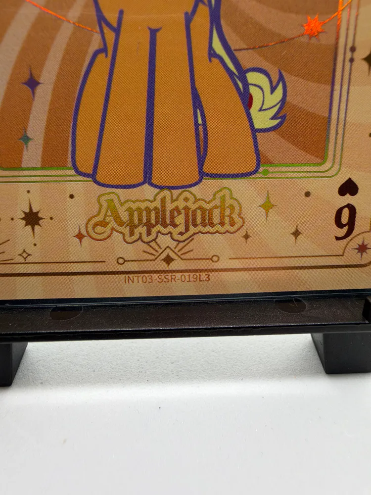 My Little Pony, Applejack: INT03-SSR-019L3 view 2