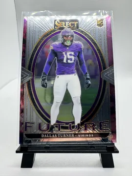 Sports Cards, Dallas Turner: 25